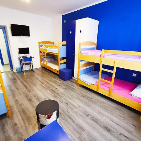 אכסניה Croblue Hostel ספליט