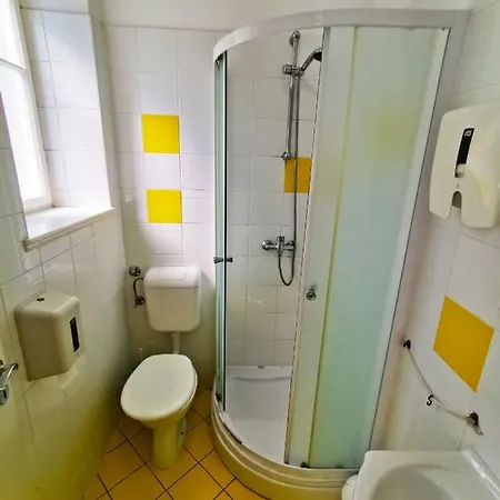 Croblue Hostel * ספליט