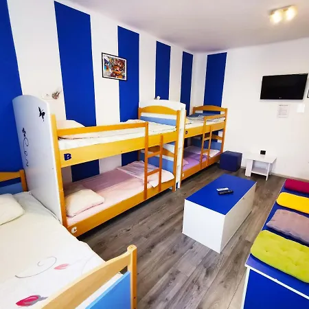 Croblue Hostel * ספליט