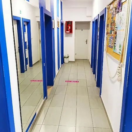 Croblue Hostel * ספליט