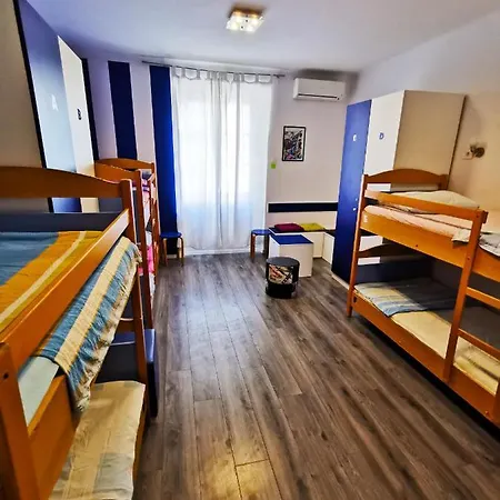 Vandrarhem Croblue Hostel Split