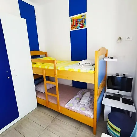 Croblue Hostel * Split