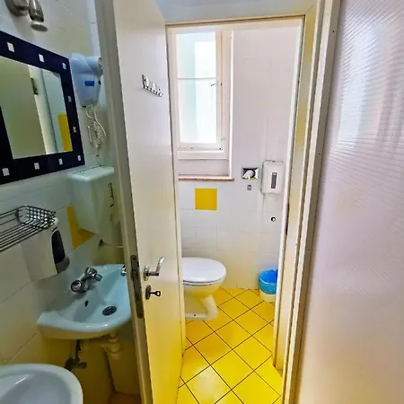 Croblue Hostel Vandrarhem *